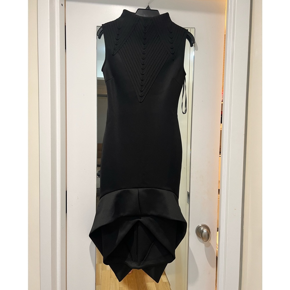 Brand new elliatt dress